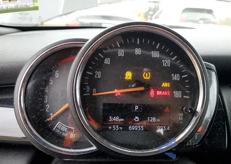 2019 Mini Cooper S из США, поврежденный, VIN WMWWG9C52K3E39753